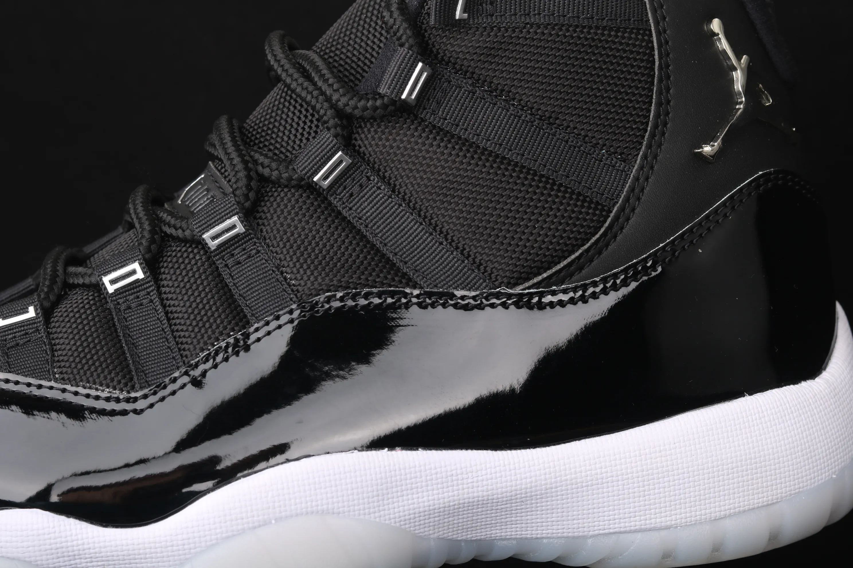 All Categories Air Jordan Jordan Series Basketball Shoes Air Jordan 11 Pure Original Version Air Jordan 11 "25th Anniversary" AJ11 Joe 11 Devil II Genuine Standard Real Carbon CT8012-011